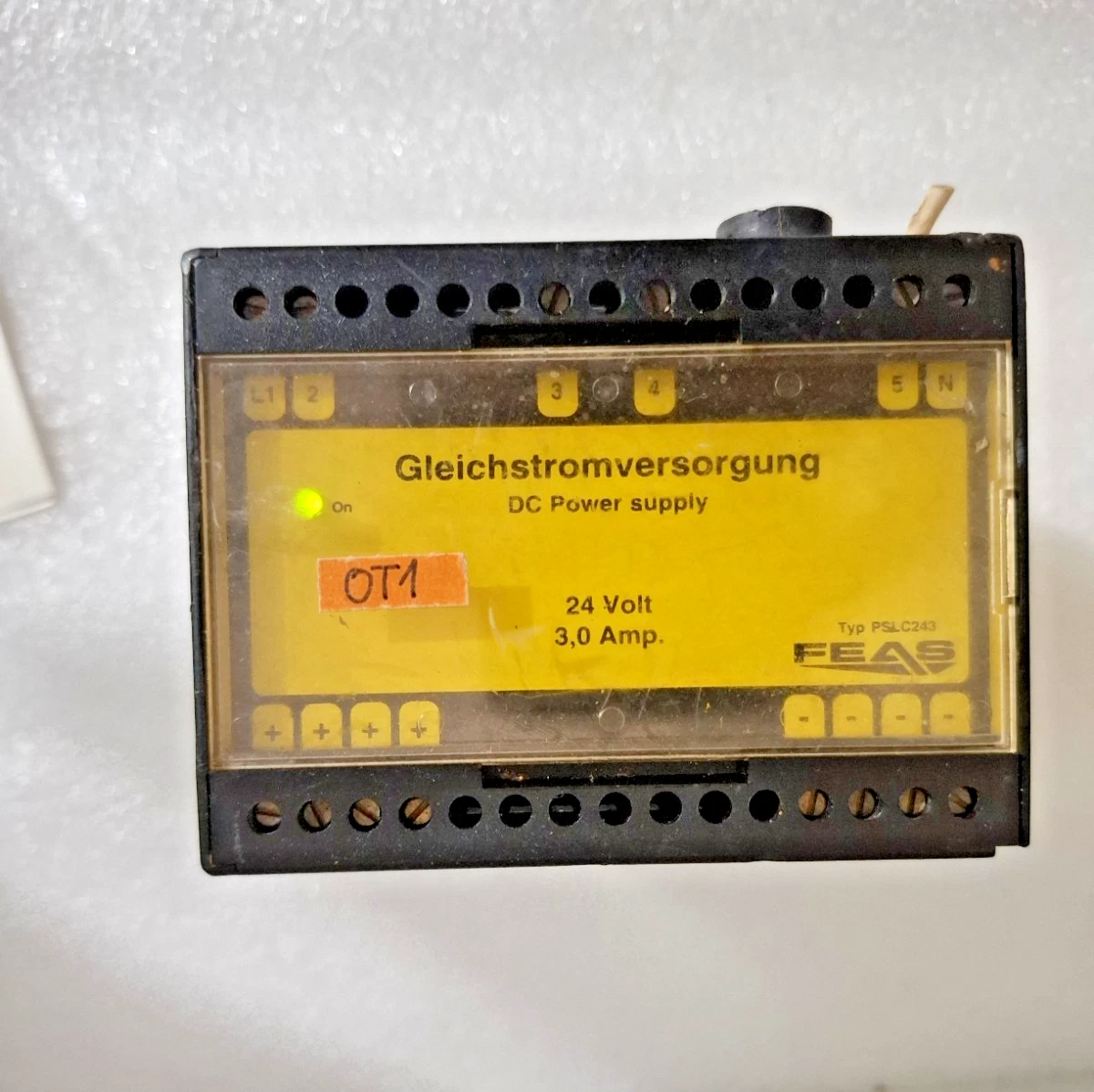 FEAS PSLC243 GLEICHSTROMVERSORGUNG DC POWER SUPPLY 24VOLT 3,0 Amp.